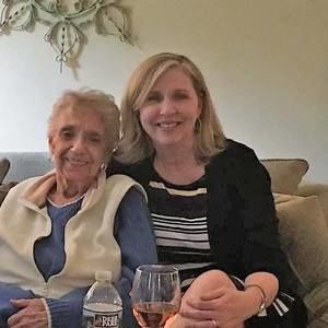 Meet your Posher, Juanita